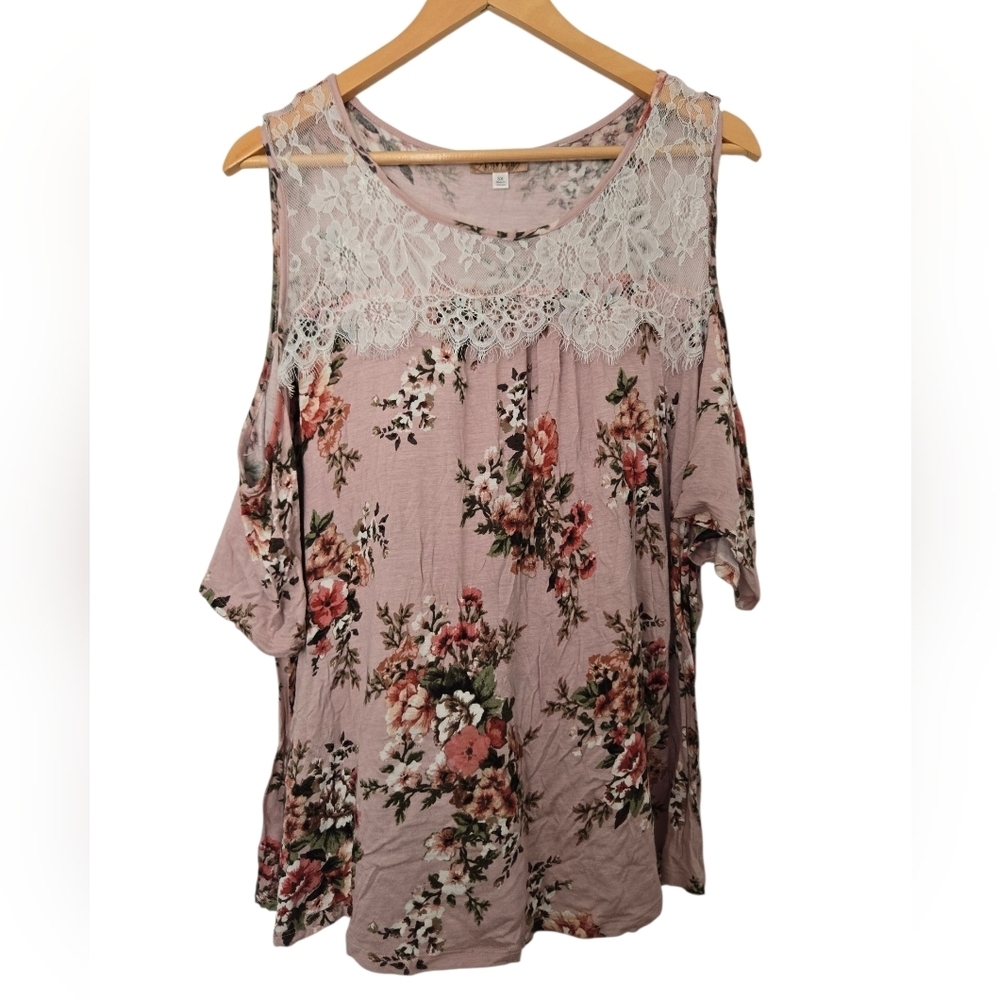 Lavish Pink Floral Lace Blouse Size 3x
